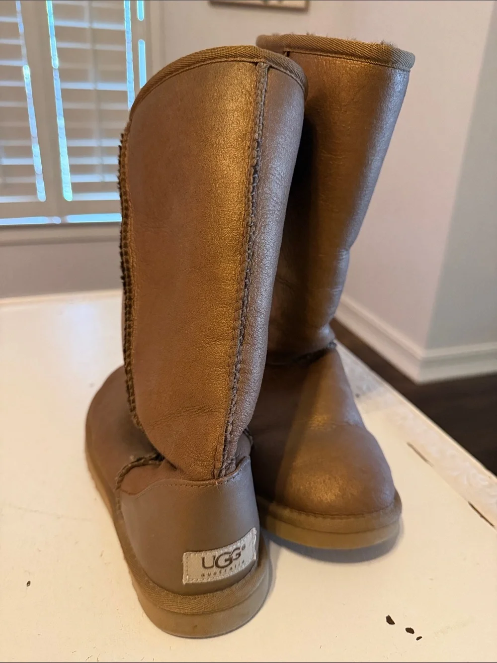 UGG Kids Tall Sheepskin Boots - Chestnut Brown